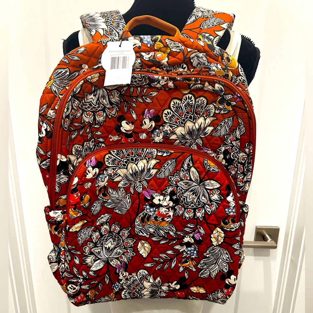 Vera Bradley Disney Essential Large Quilted Backpack NWT ❤️‍🔥FIRM PRICE❤️‍🔥